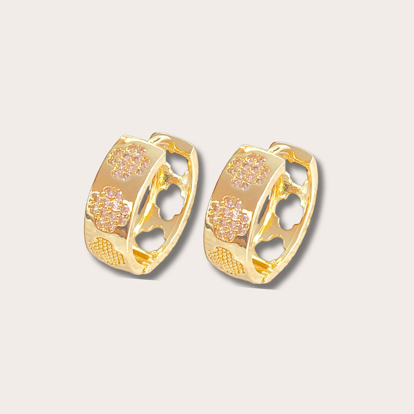 Aloura | Pink Clover Charm Huggie Hoops in 18k Gold